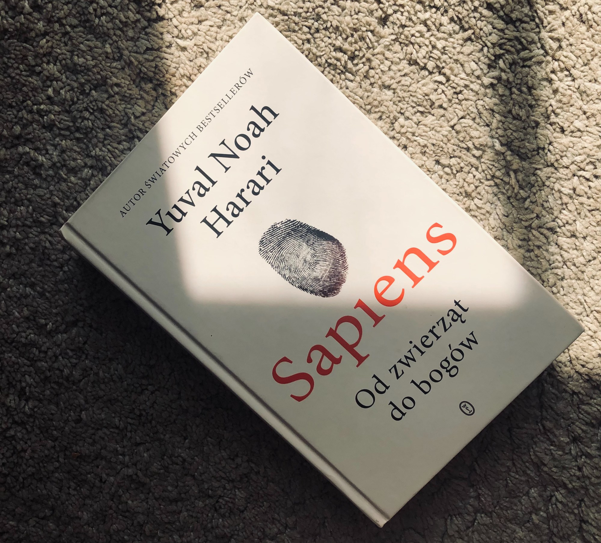 Recenzja Sapiens Harari